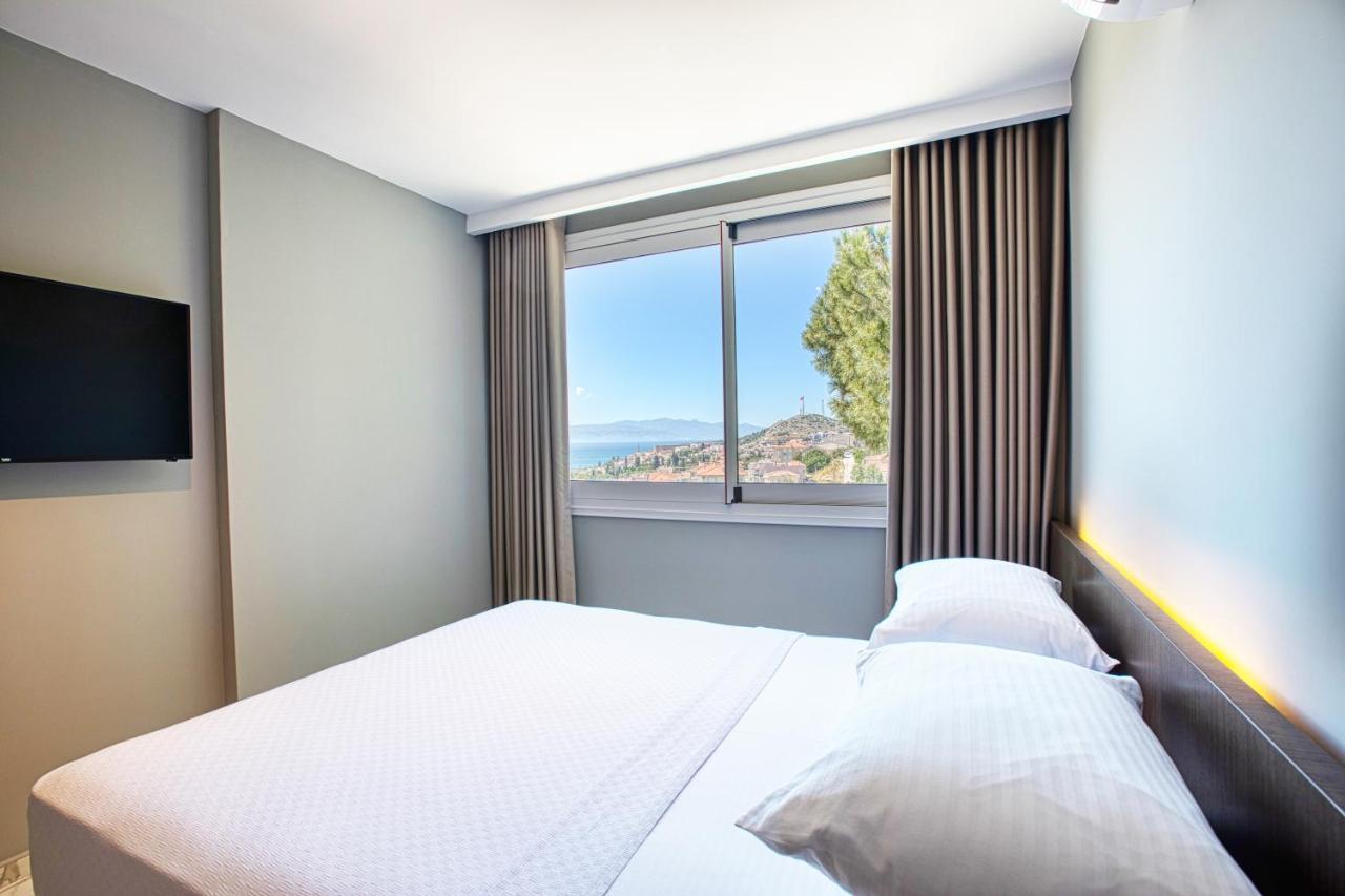 Aegean Apartments - Çeşme الغرفة الصورة